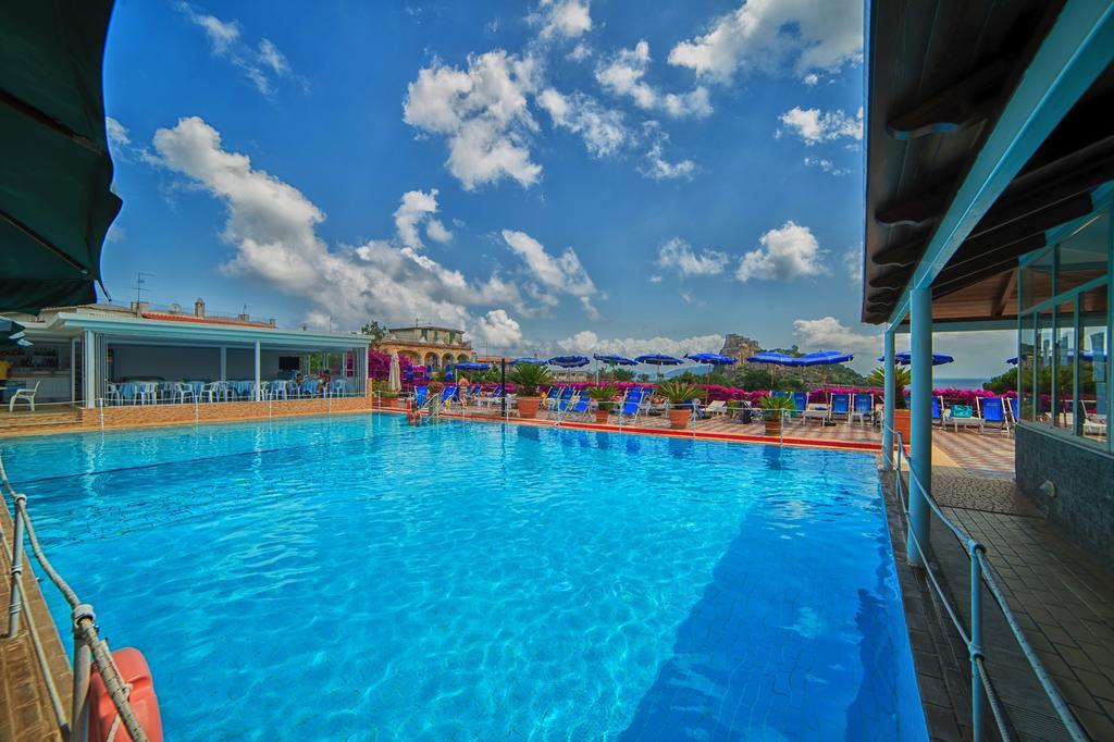 Hotel Parco Cartaromana Ischia Eksteriør billede