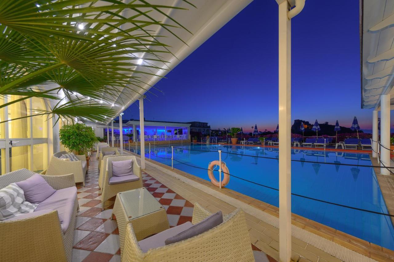 Hotel Parco Cartaromana Ischia Eksteriør billede