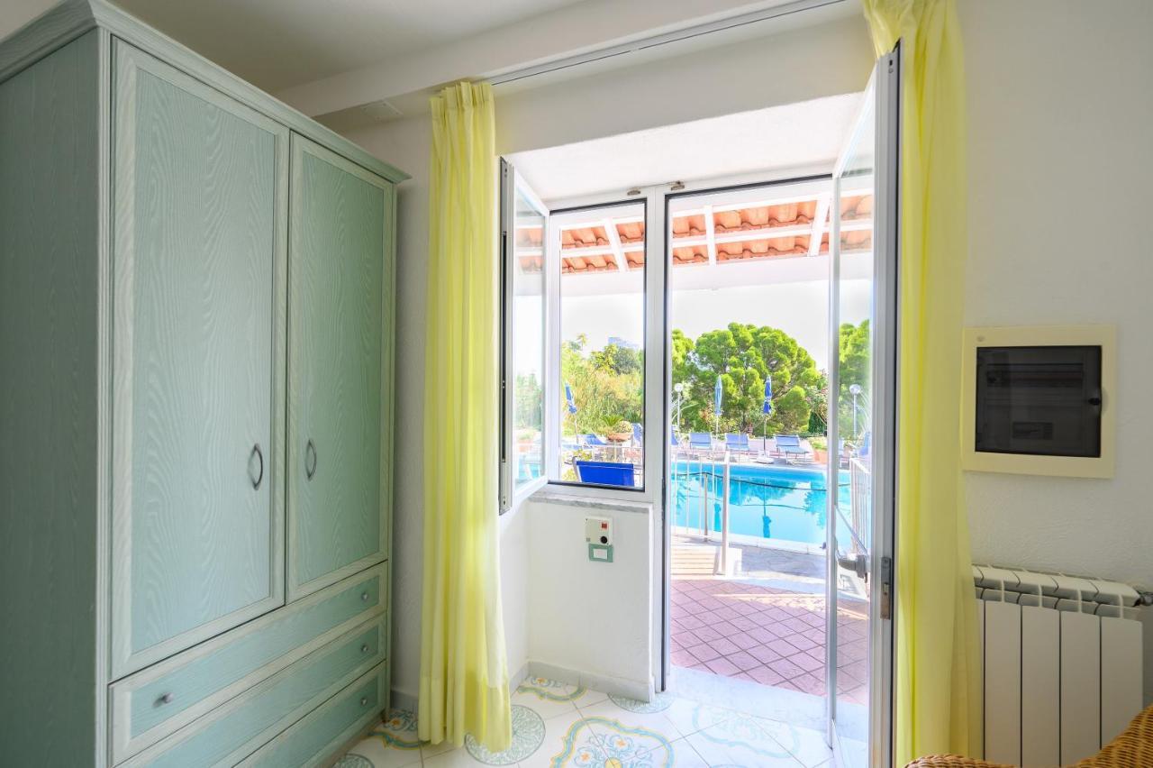Hotel Parco Cartaromana Ischia Eksteriør billede