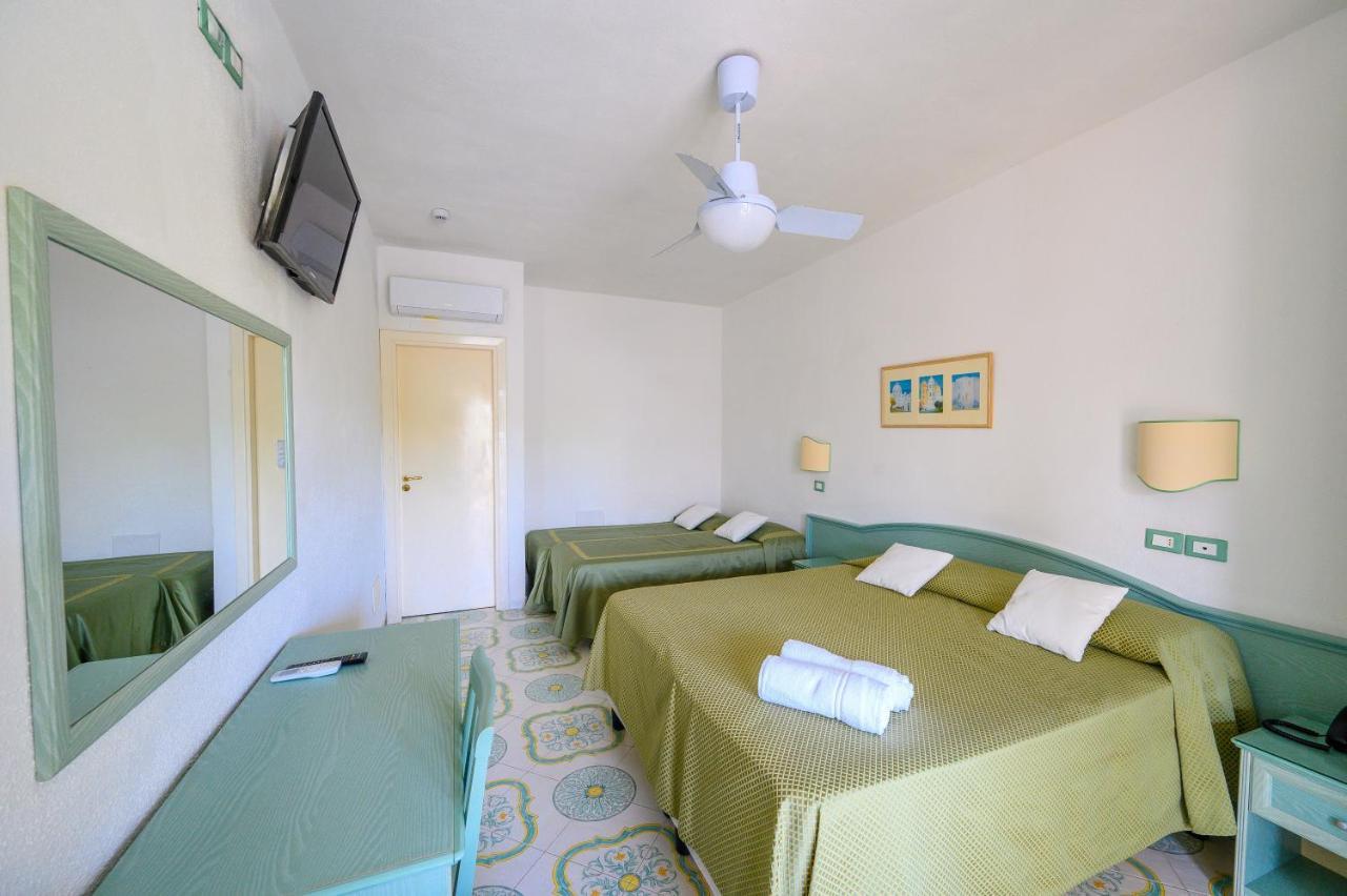 Hotel Parco Cartaromana Ischia Eksteriør billede