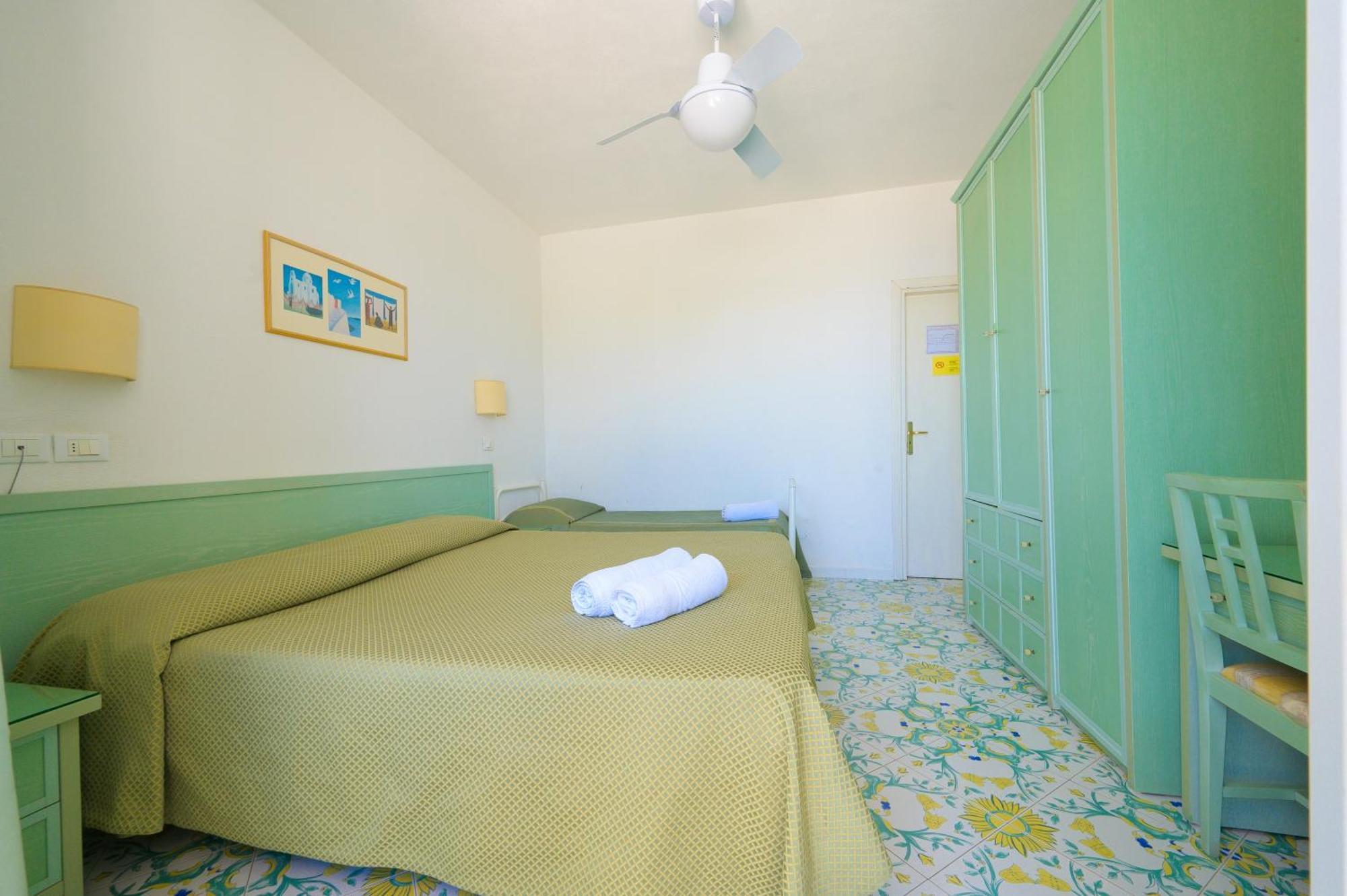 Hotel Parco Cartaromana Ischia Eksteriør billede