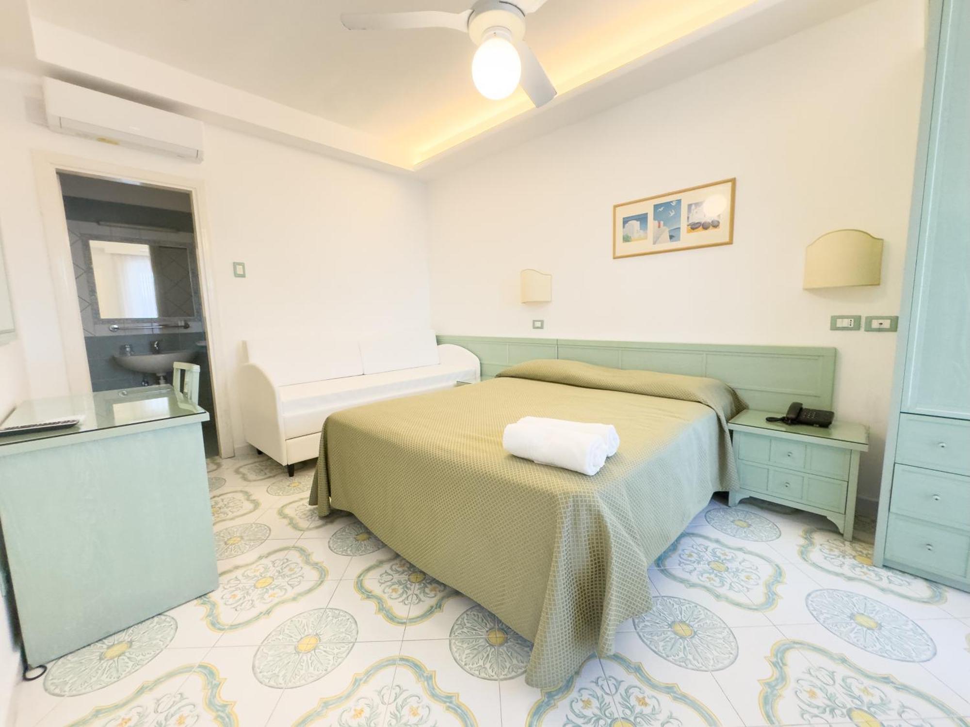 Hotel Parco Cartaromana Ischia Eksteriør billede