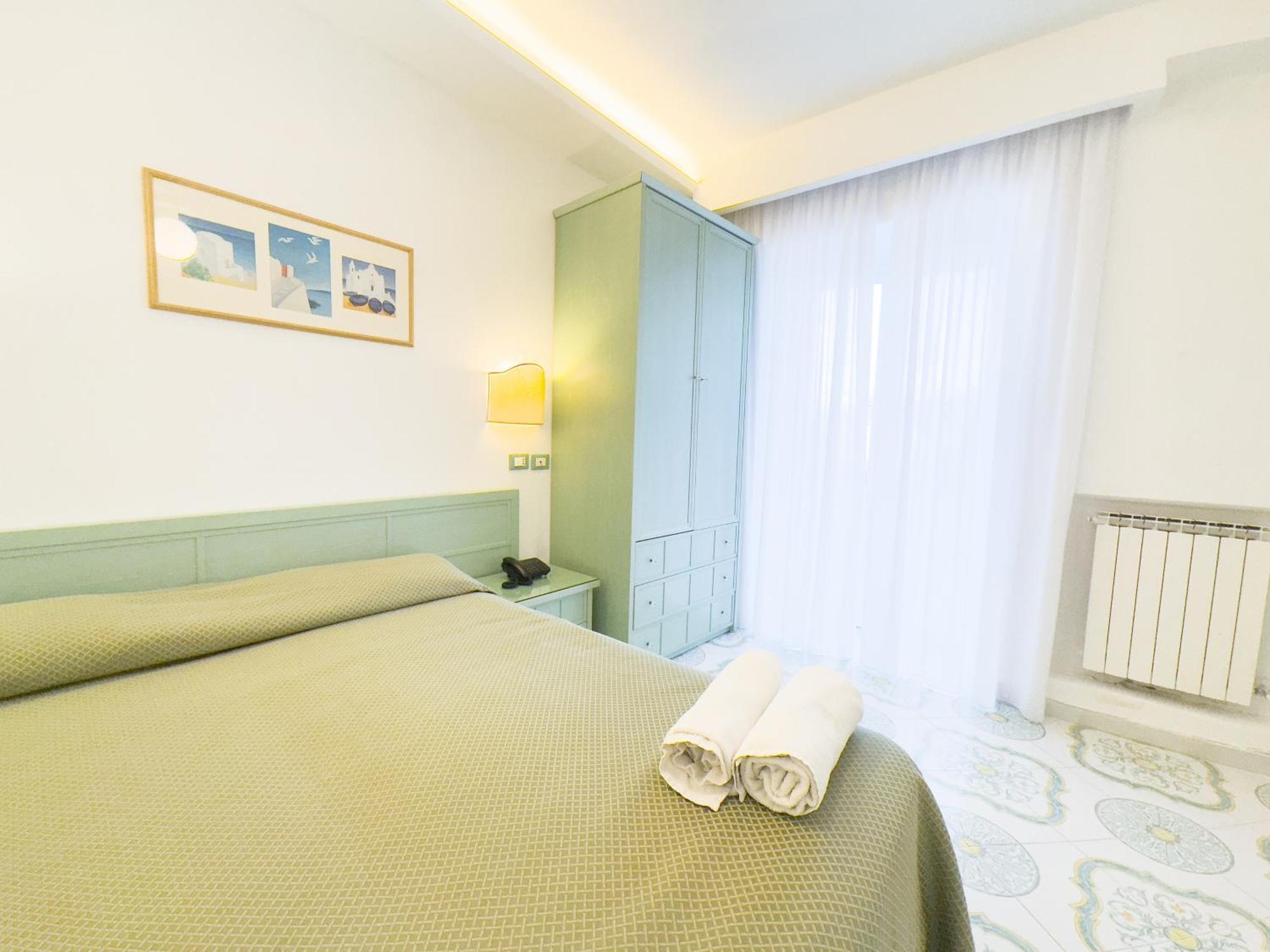 Hotel Parco Cartaromana Ischia Eksteriør billede